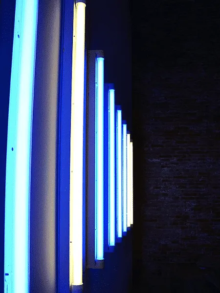 Smaltimento neon usati